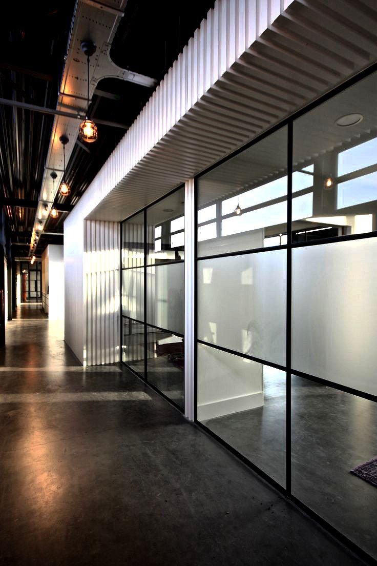 Office Aluminum & Glass Partitioning